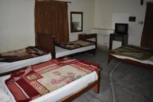 Family Suite room in New Days Inn
