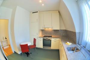 Spacious 2-bedroom near lake - Stardust 32