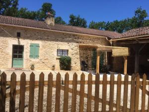 Maisons de vacances gite de l oustalneou : photos des chambres