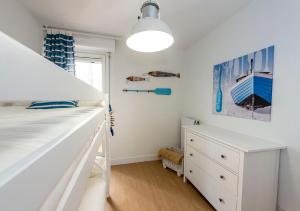 Appartements Premiere ligne de plage, face a la mer : photos des chambres