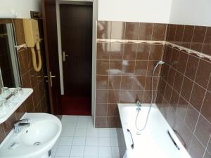 Hotels Hotel du Helder : photos des chambres