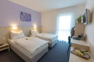 托普莫特酒店 - Thalling