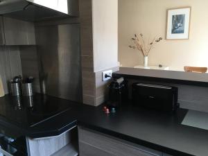 Appartements Cosy One-Bedroom Apartment -StayInAntibes- Le Cosy : photos des chambres