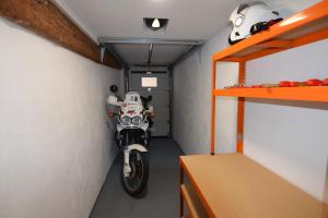 Apartment Bea with FREE BIKE and BIKE STORAGE