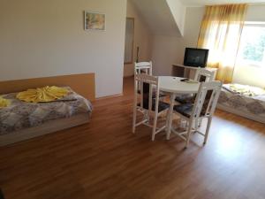 Apartments Ivelin