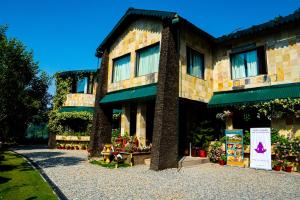 Shervani Hilltop Resort