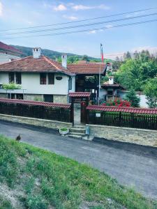 Three-Bedroom House room in Dyadovata Kashta