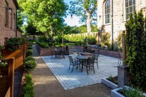 Stauntons on the Green Hotel