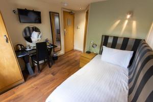 Single Room - Main House room in Great Hallingbury Manor