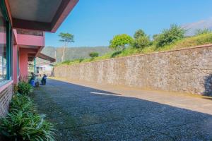 RedDoorz Syariah near Kopeng Treetop Adventure