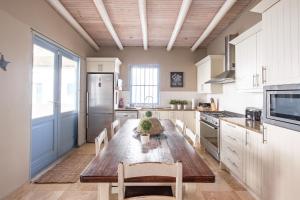 Na Genoeg Holiday Home