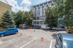 Sophisticated Gem with Private parking