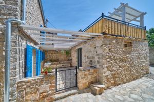 Vakantiehuis Holiday house Mia Srednje Selo na Šolti Kroatië