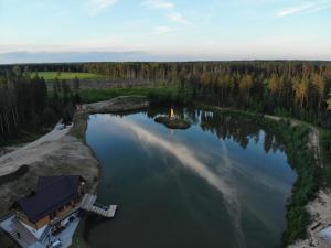 Metsjärve kämpingumajake