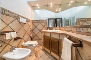 villa in centro con piscina img4