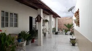 CASA DE TEMPORADA MEL - 皮拉尼亚斯