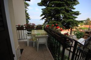 Apartments by the sea Medveja, Opatija - 7924