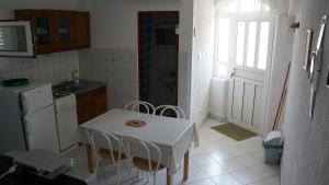 Apartments by the sea Kustici, Pag - 14522