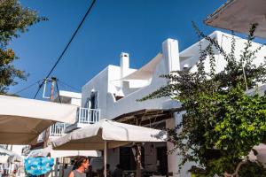 Casa Bianca Antiparos Greece