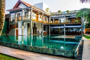 Hikka Sands & SPA