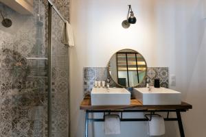 B&B / Chambres d'hotes LE PETIT MOULIN : photos des chambres