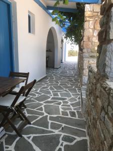 Studios Panorama Drios Paros Greece