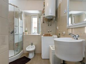 Holiday Home in Drni with Pool & Etnoland