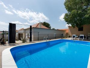 Holiday Home in Drni with Pool & Etnoland