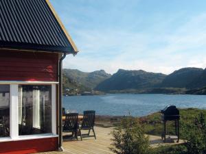 Two-Bedroom Holiday home in Bøstad