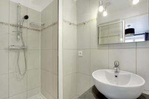 Appartements Pick A Flat's Apartments in Batignolles - Rue Biot : photos des chambres