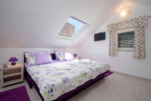 Apt Bobotovi in center of Stari Grad, Hvar