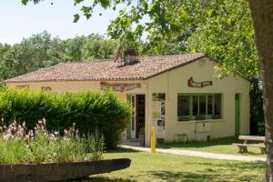 Campings Camping L'ilot du Chail : photos des chambres
