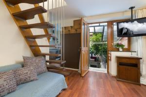 Old Town Garden Apartments