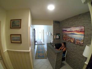 B&B 248