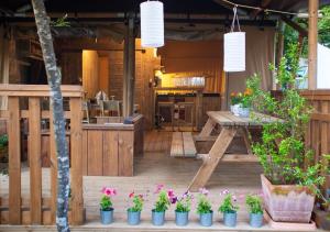 Fishermans glamping village