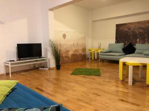 HATS by green apartments