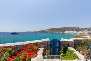 Mykonos Le Grand Bleu Beachfront Suite Myconos Greece