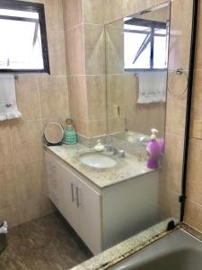 Apto grande, 170m2-Recreio