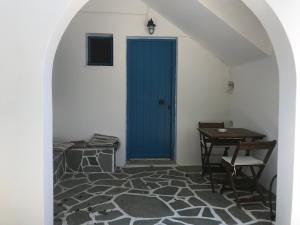 Studios Panorama Drios Paros Greece