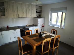 Holiday Home Višnja