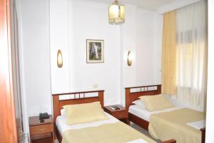 Twin Room room in Hotel Bleta