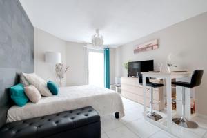 Appartements :) Grand studio lumineux a Toulouse et parking : photos des chambres