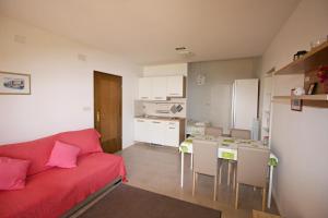 Apartments and Room in Nature Setting