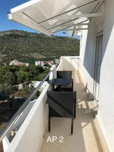 Apartments Zora - Jarebinjak