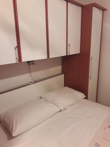 Triple Room with Private Bathroom room in House Krk