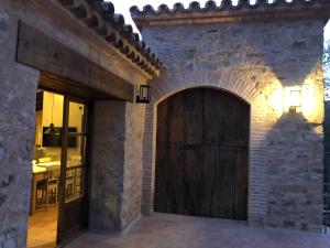 CAL PUIG, ENOTURISMO RURAL entre Viñas y Bosques