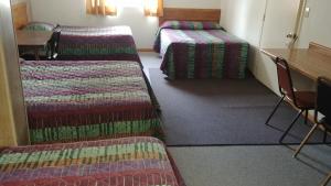 Falls Motel