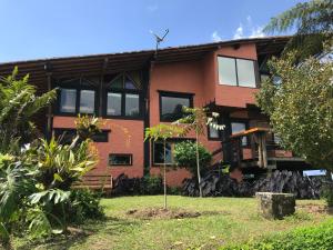 Santa Elena de la Colina