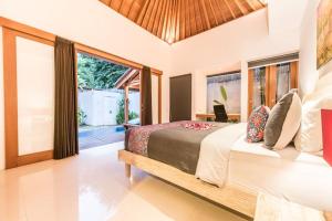 Manis, Luxury 3 Bedroom Heart of Seminyak