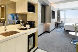 Căn Hộ Nhỏ Cao Cấp Có Giường Lớn (Superior Studio with King Bed)